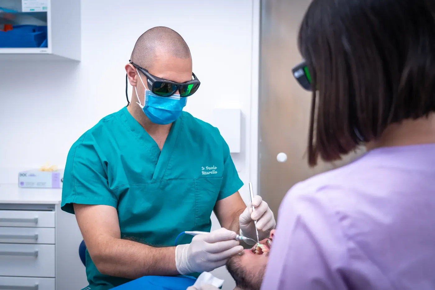 Parodontologia, cura della parodontite e gengive a Perugia